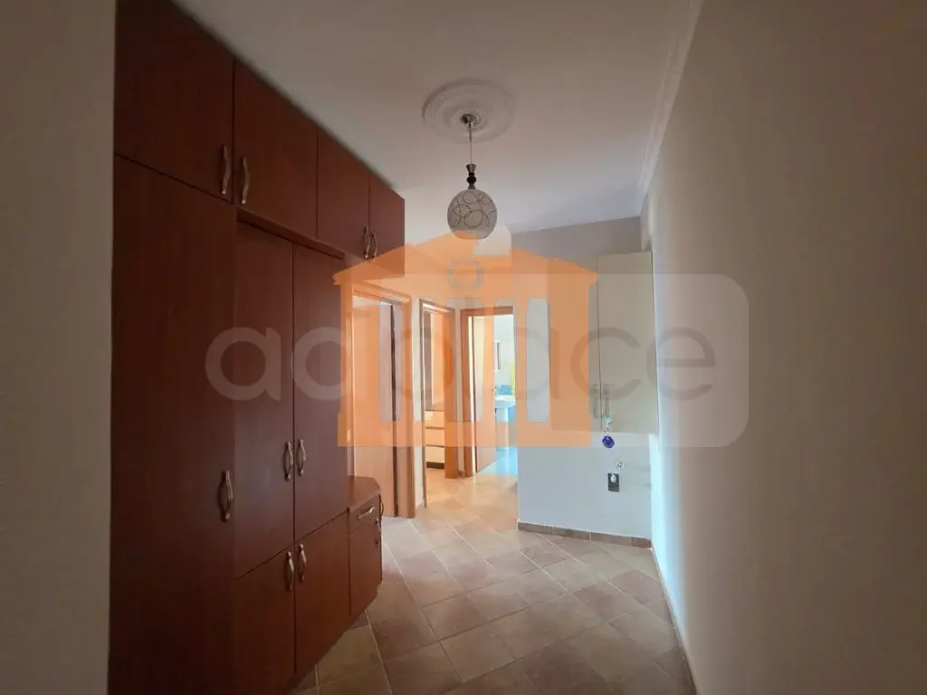 Apartament 3 dhoma 100 m² 3 kati