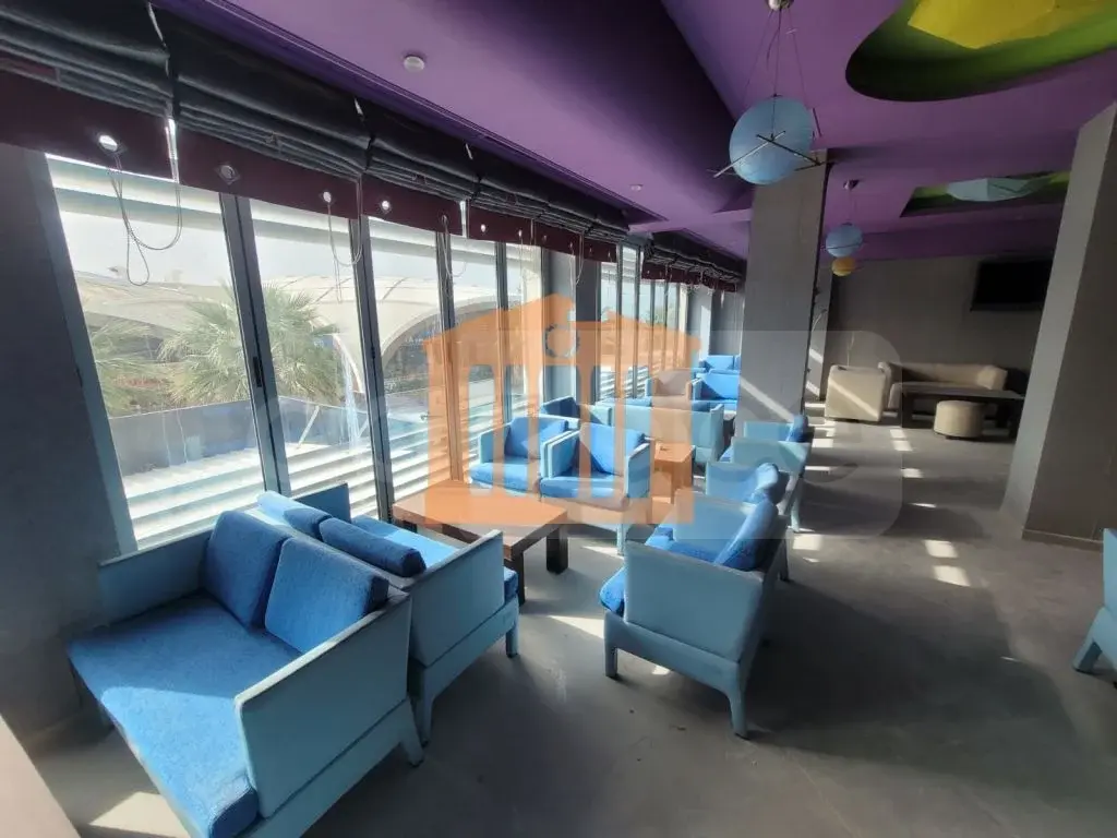 Pasuri të palujtshme komerciale 180 m²