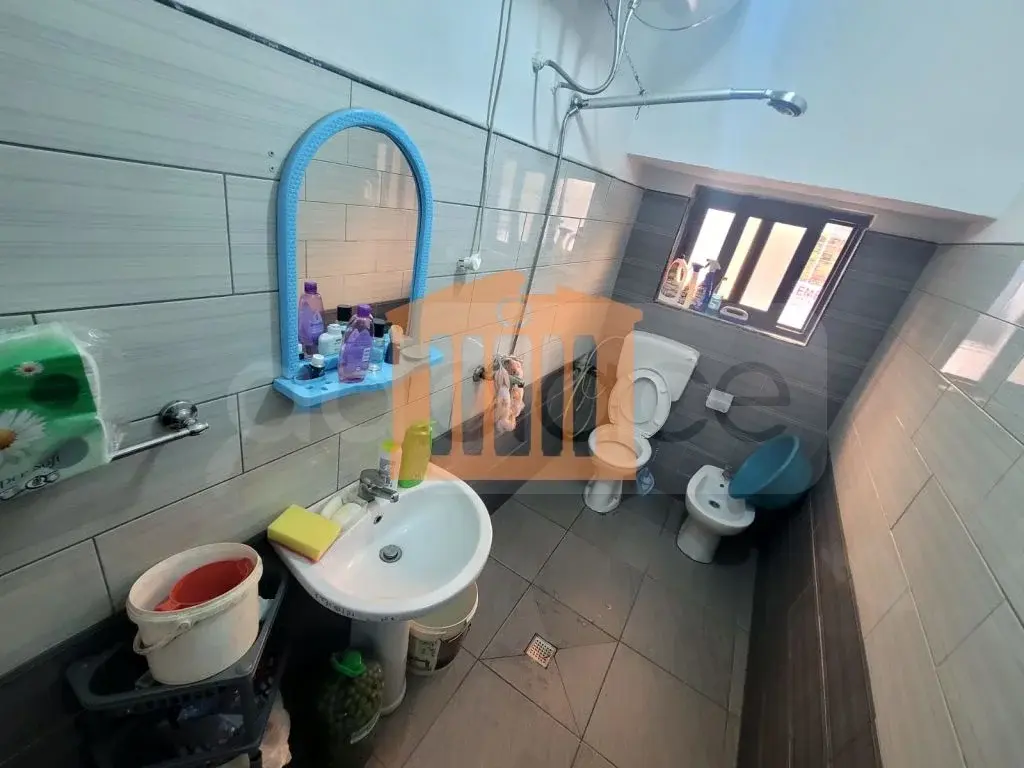 Shtëpi 75 m²