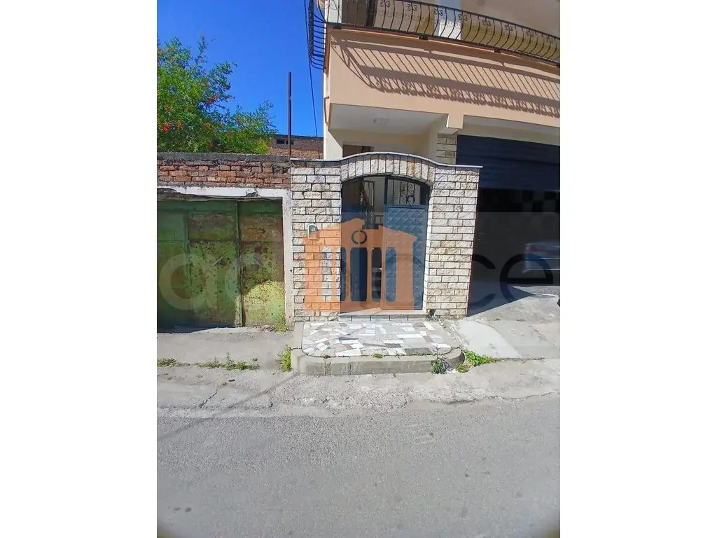 Shtëpi 456 m²