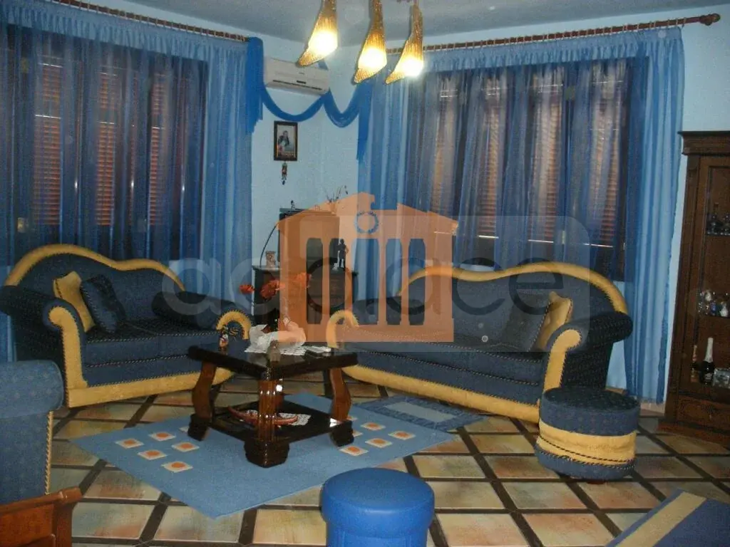 Shtëpi 760 m²