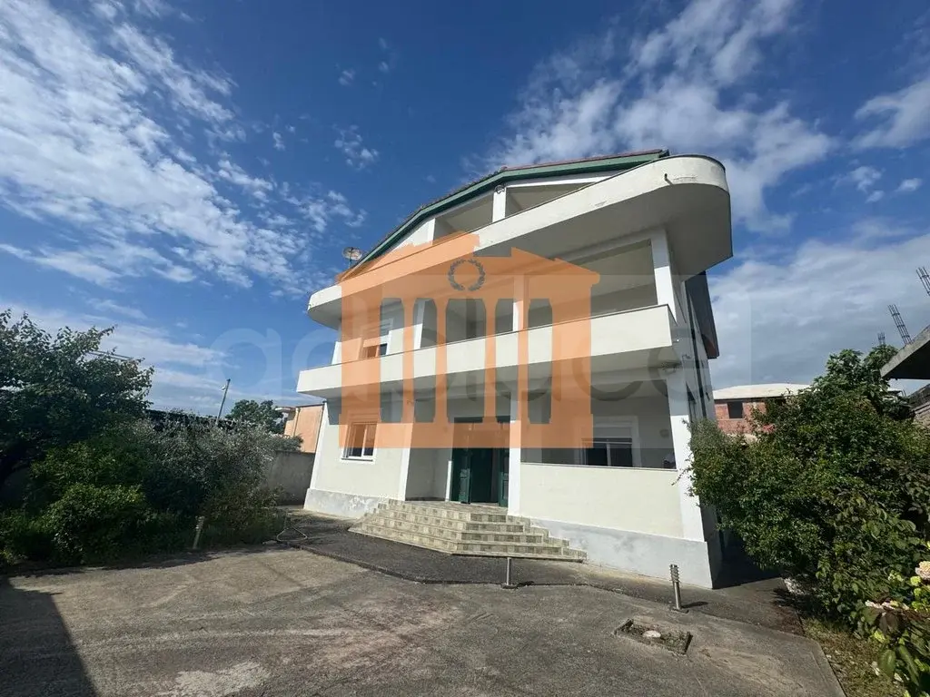 Shtëpi 187 m²