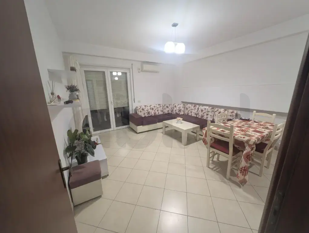 Apartament 2 rooms 75m² 4 floor