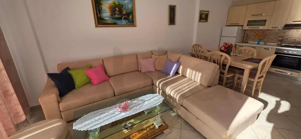 Apartament 2 rooms 79m² 2 floor