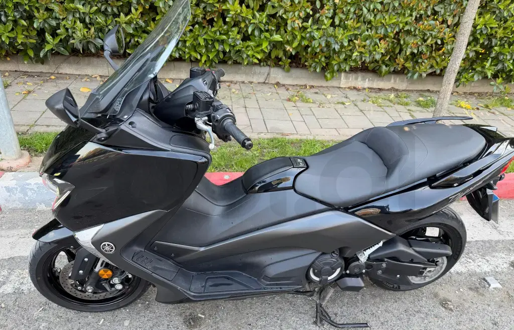 YAMAHA TMAX 530 Viti 2018