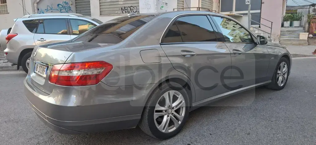 Mercedes-Benz E-Class W212  2011, 280 000 km