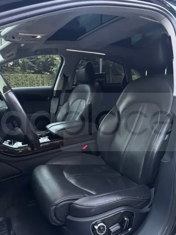 Audi A8 D4 Facelift  2014, 156 000 km