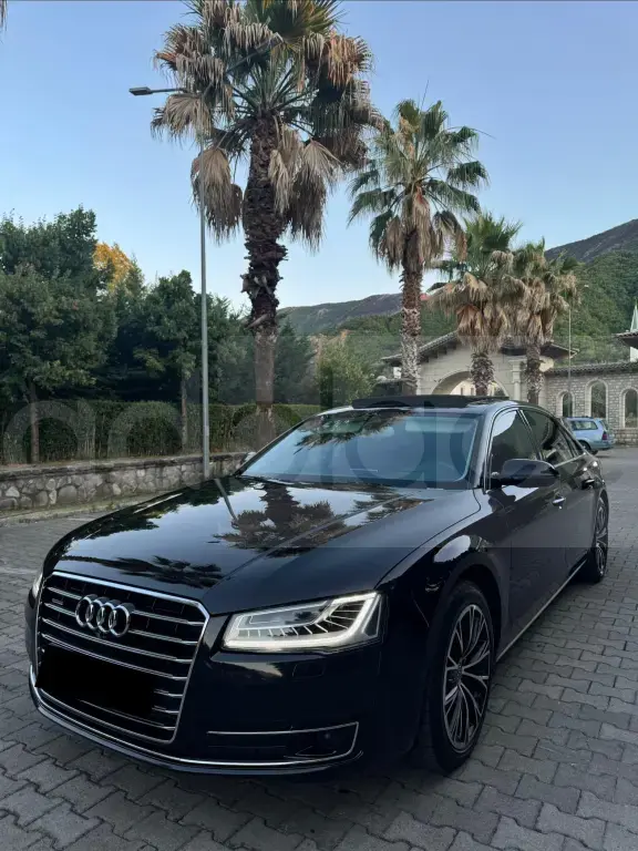 Audi A8 D4 Facelift  2014, 156 000 km