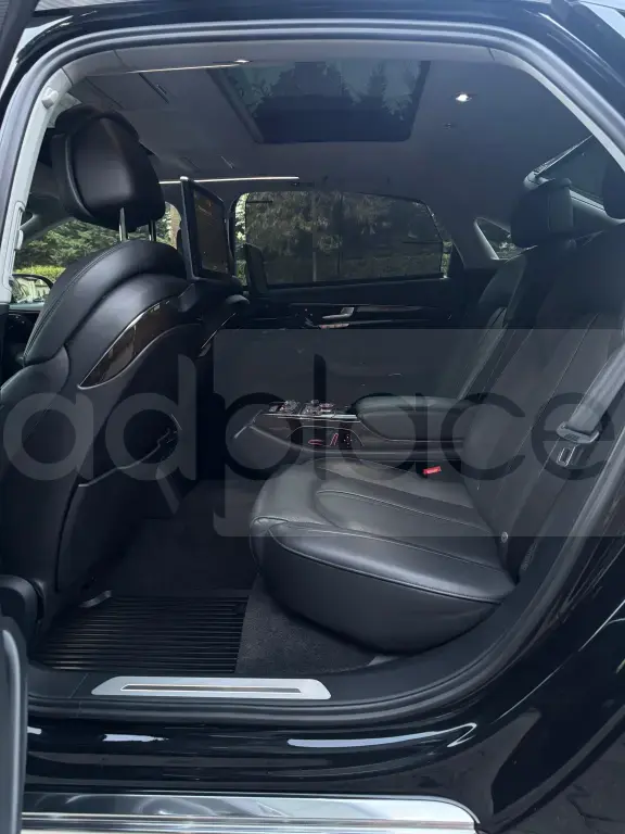 Audi A8 D4 Facelift  2014, 156 000 km