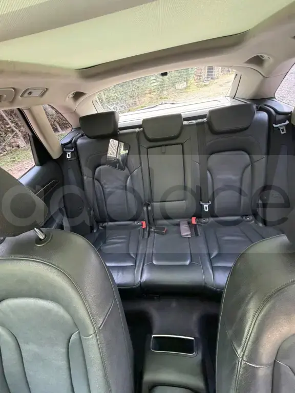 Audi Q5 8R  2011