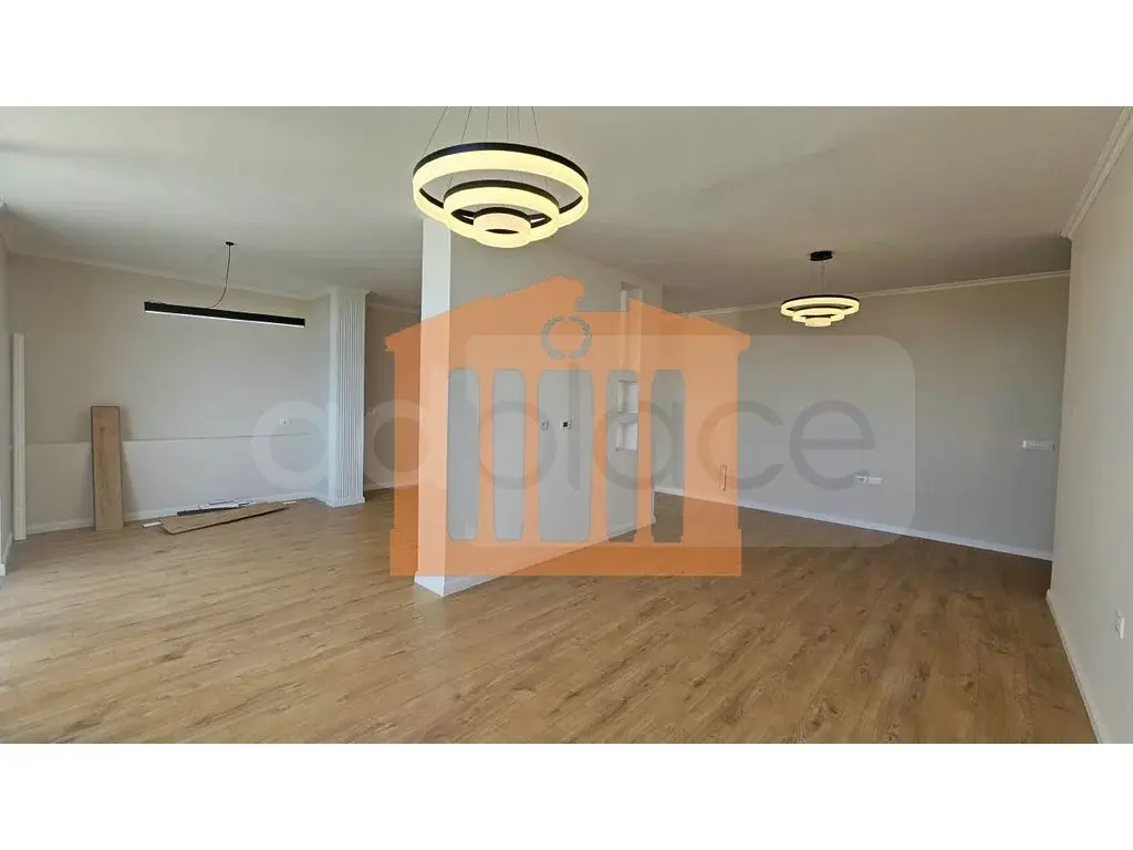Apartament 1+3 dhoma 129 m² 9 kati