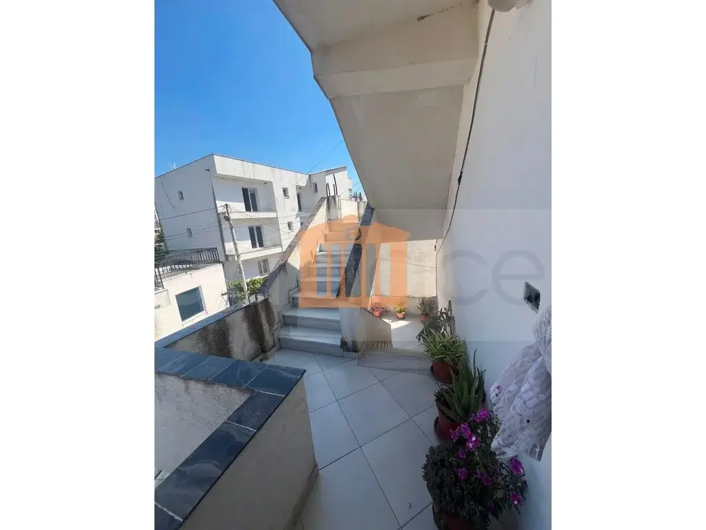 Vilë 314 m²