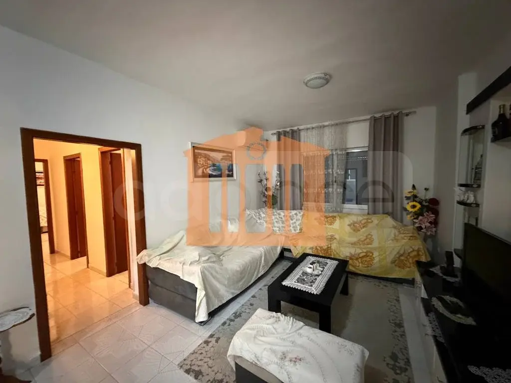 Apartment 1+3 rooms 115 m² 2 floor
