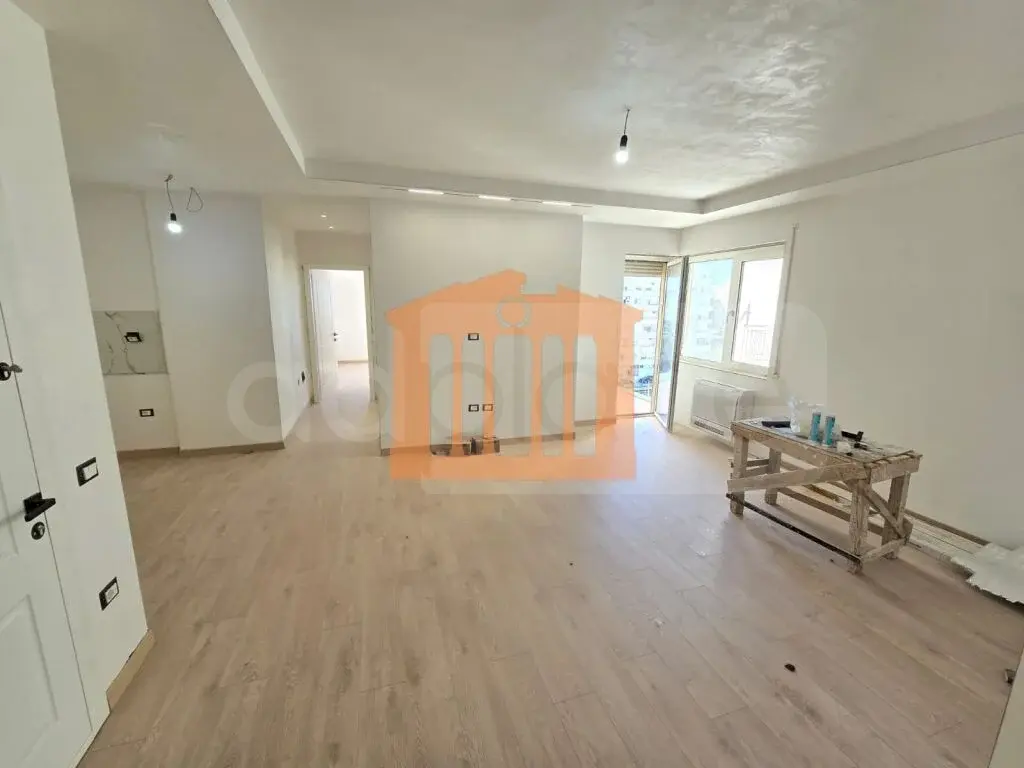 Apartament 1+2 dhoma 80 m² 4 kati