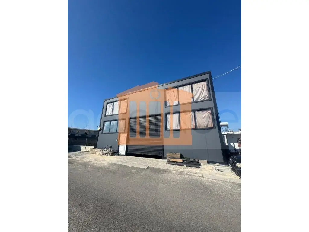 Pasuri të palujtshme komerciale 850 m² 1 kati