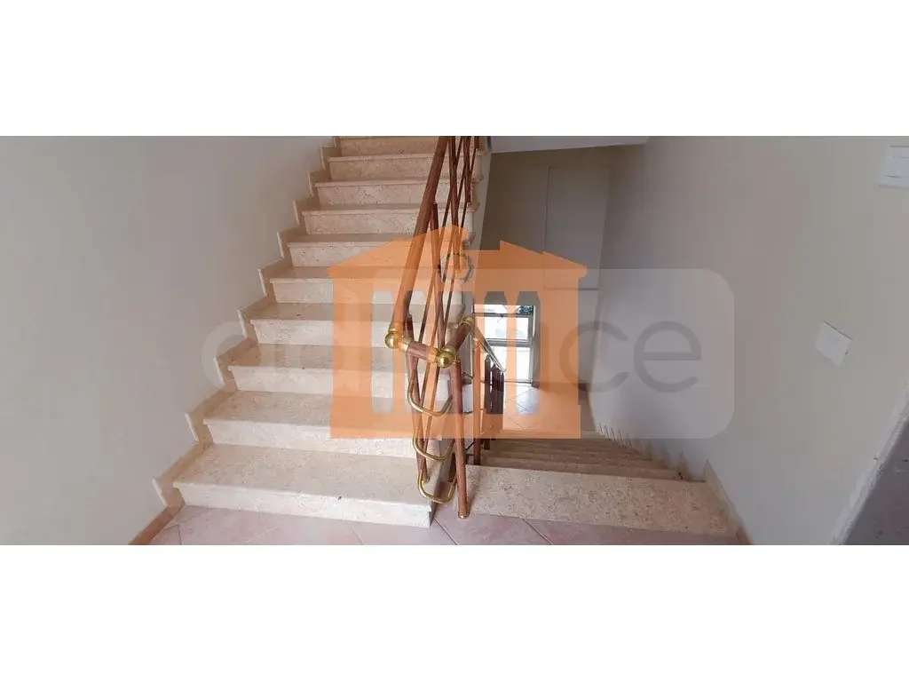 Apartament 1+2 dhoma 108 m² 2 kati
