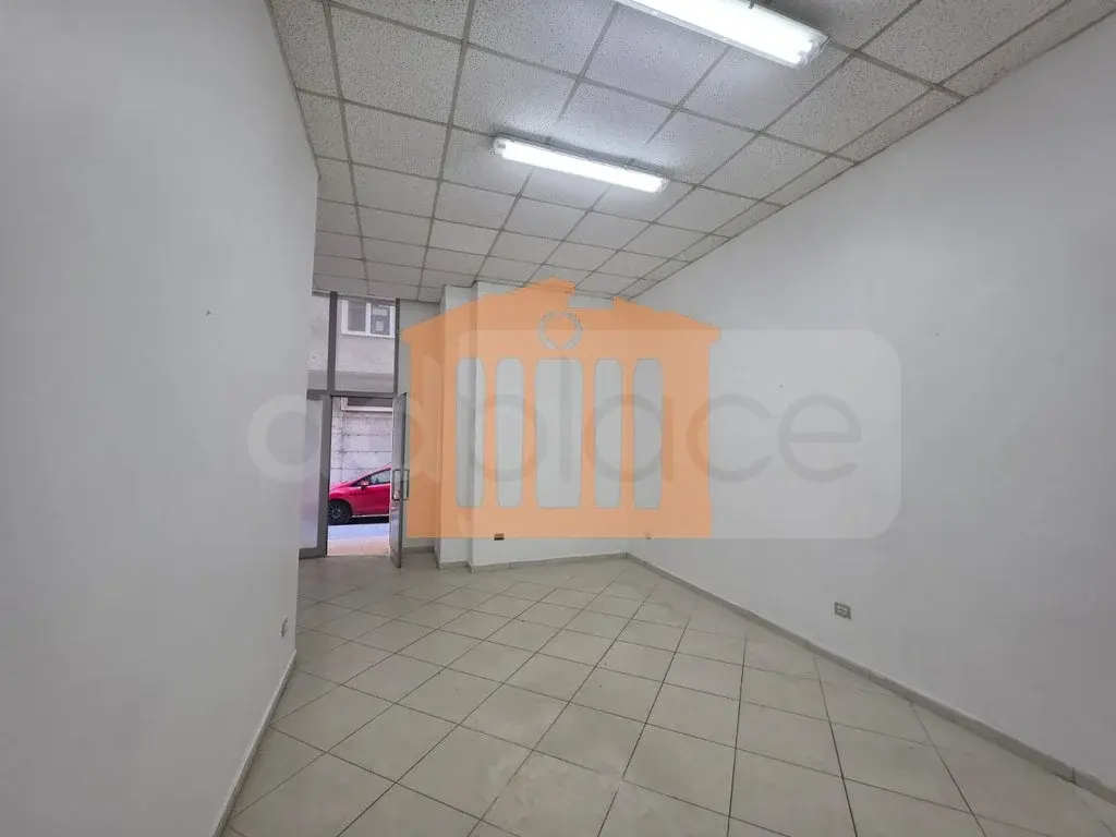 Pasuri të palujtshme komerciale 32 m² 1 kati