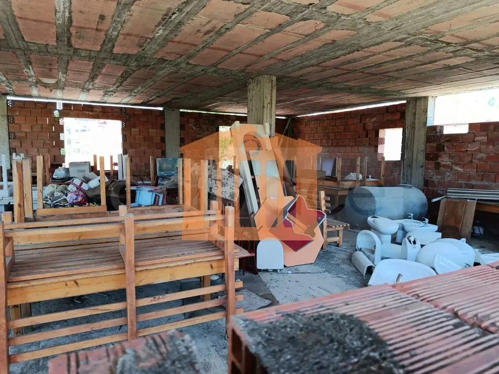 Vilë 360 m²