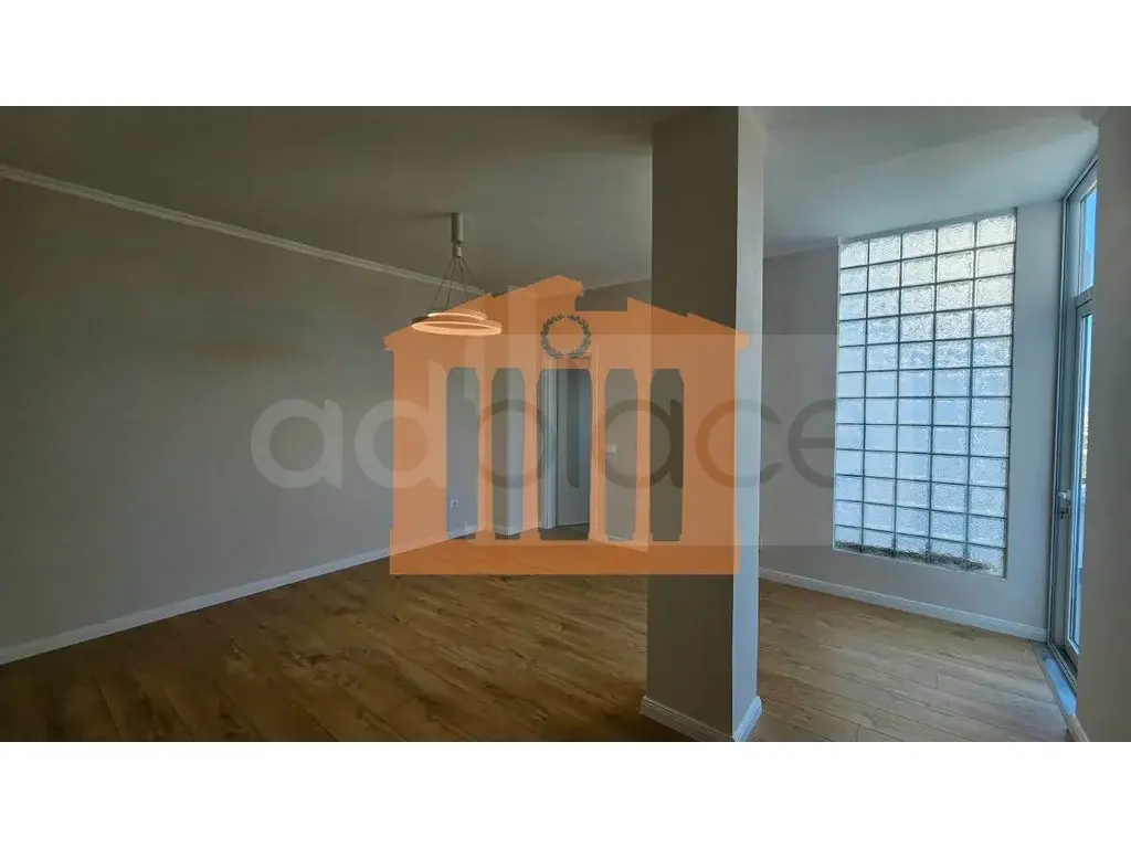 Apartament 1+3 dhoma 129 m² 9 kati