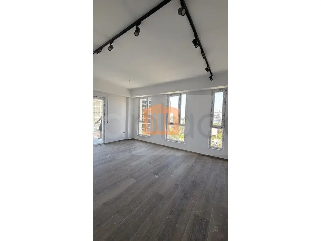 Apartament 1+1 dhoma 64 m² 5 kati