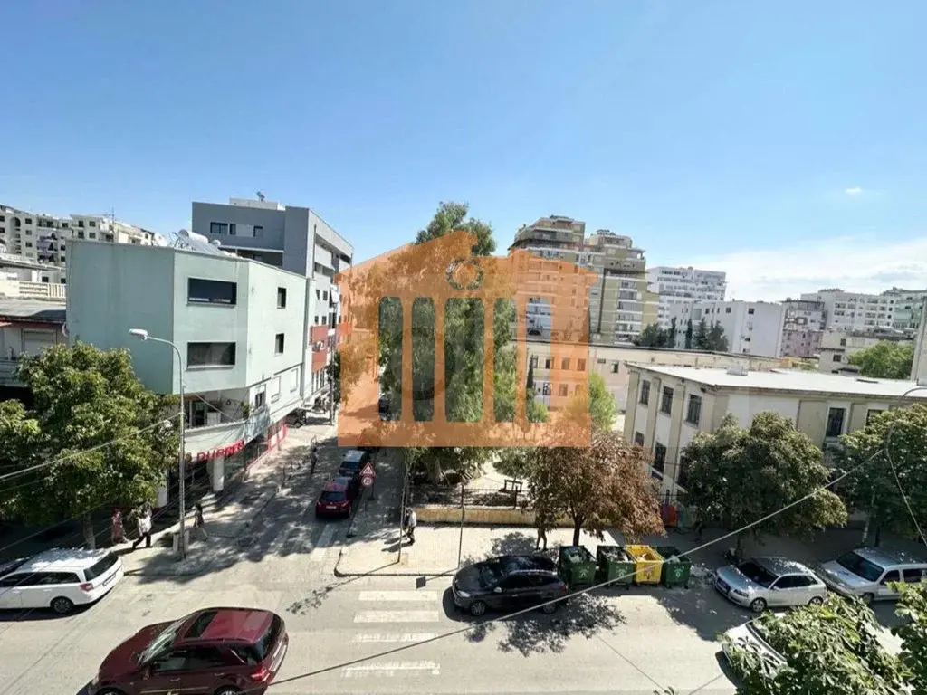 Pasuri të palujtshme komerciale 118 m²