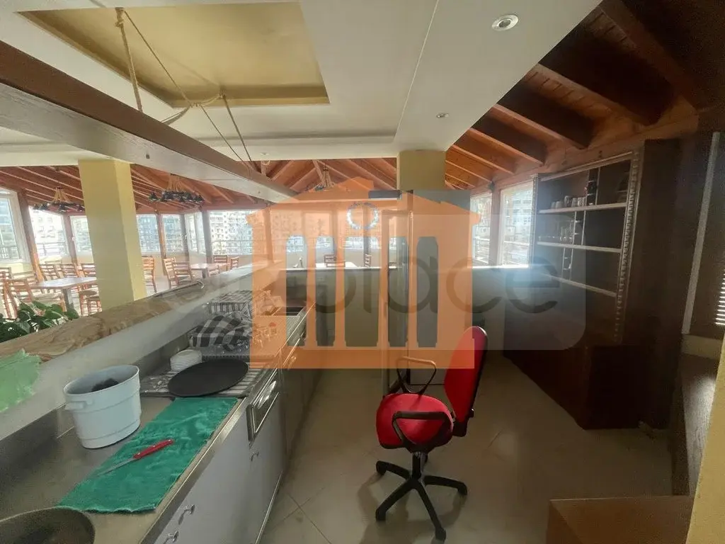 Pasuri të palujtshme komerciale 170 m²