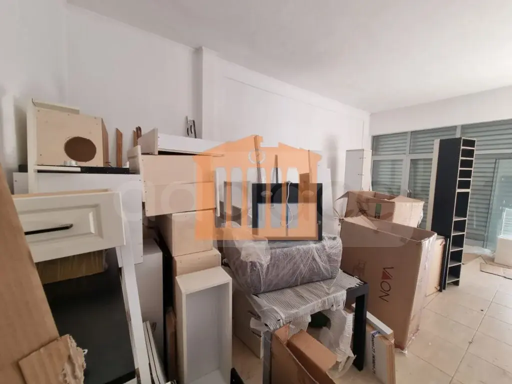 Pasuri të palujtshme komerciale 54 m² 1 kati