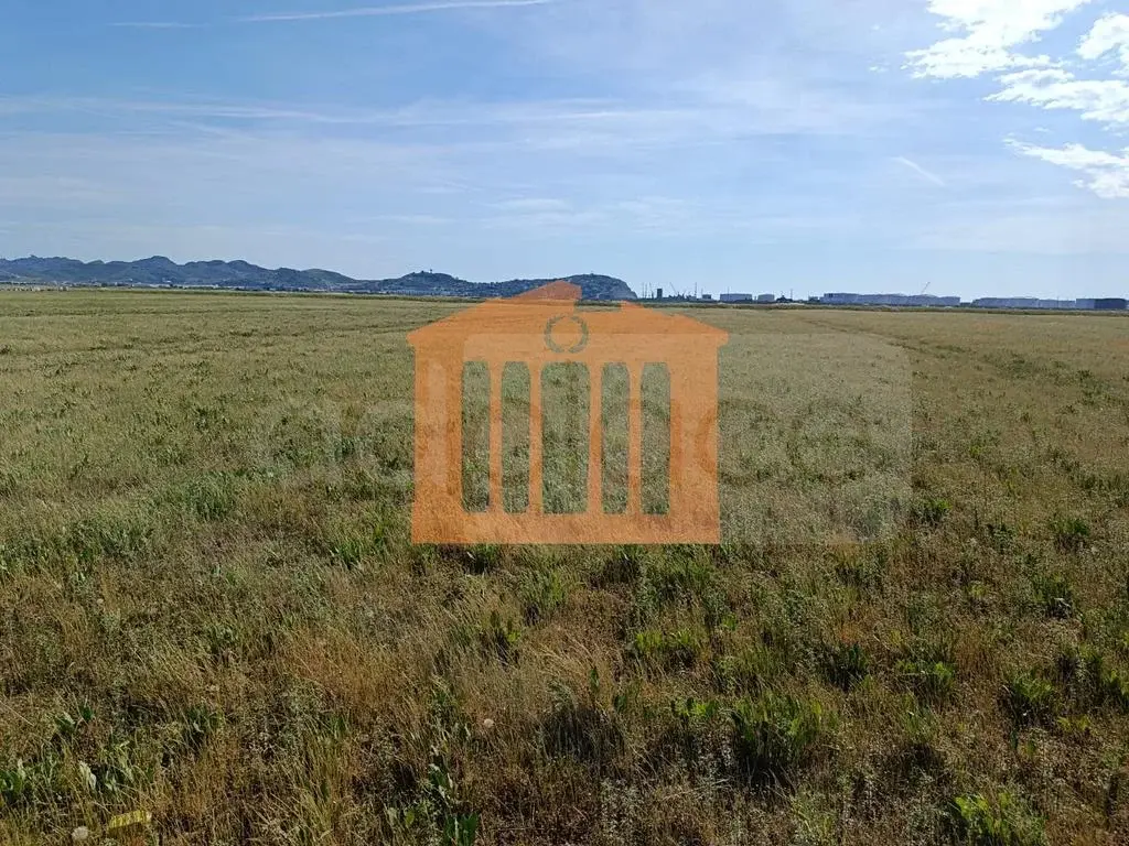 Parcela toke 10000 m²