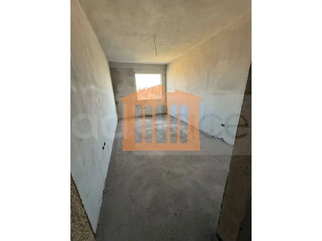 Apartament 1+3 dhoma 85 m² 4 kati