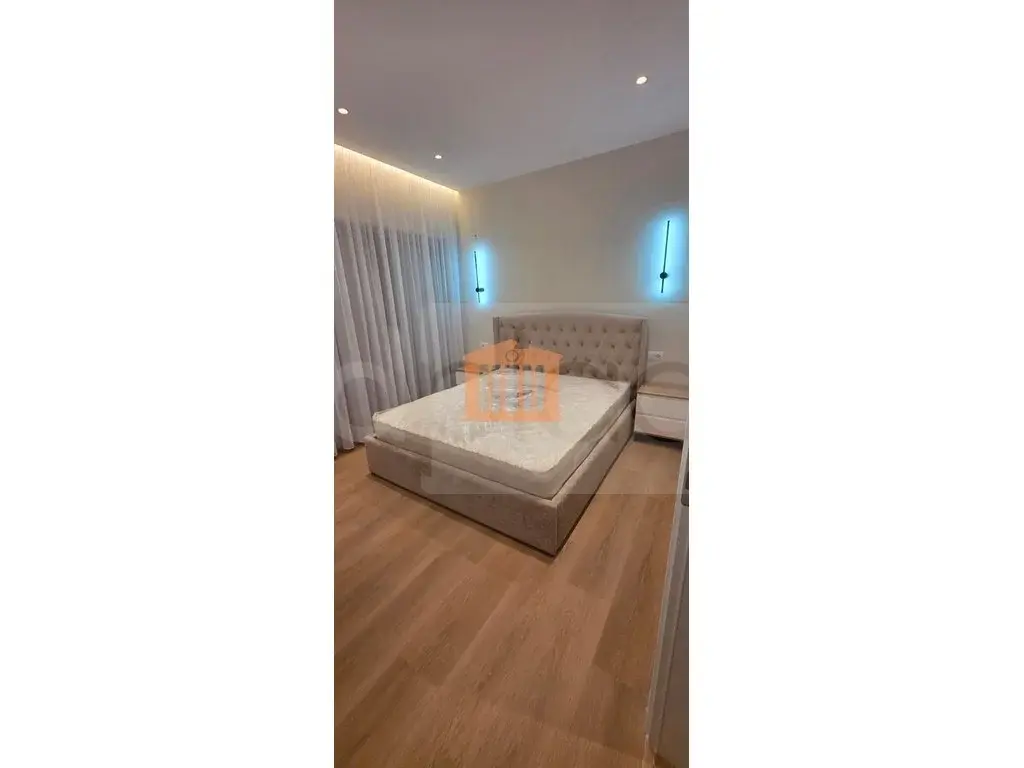 Apartament 1+2 dhoma 87 m² 4 kati