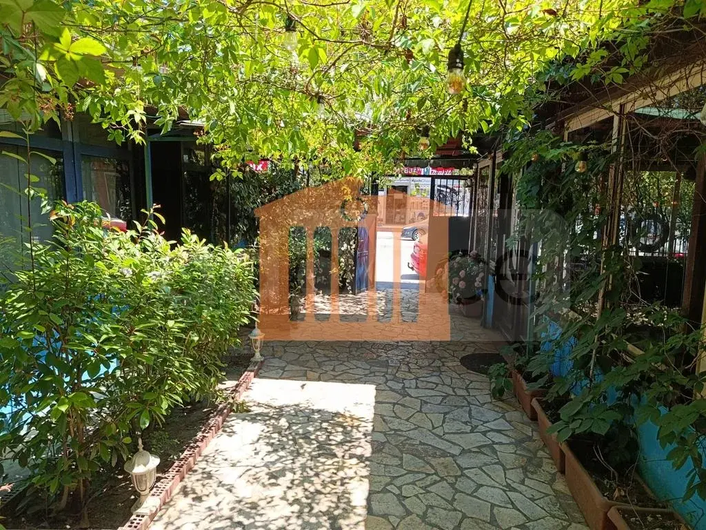 Pasuri të palujtshme komerciale 120 m²
