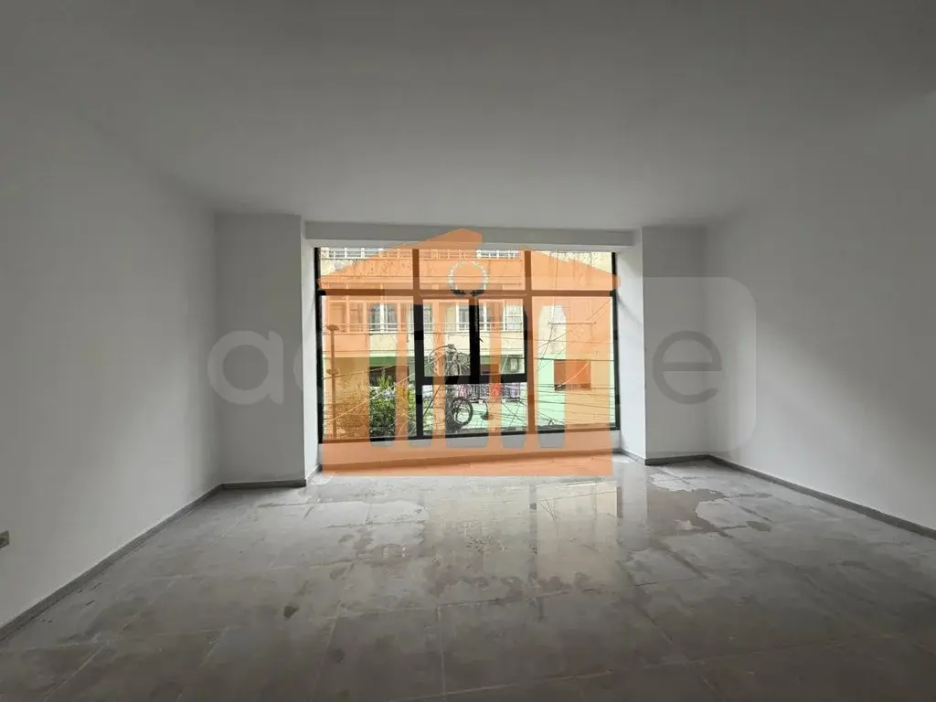 Pasuri të palujtshme komerciale 78 m² 1 kati