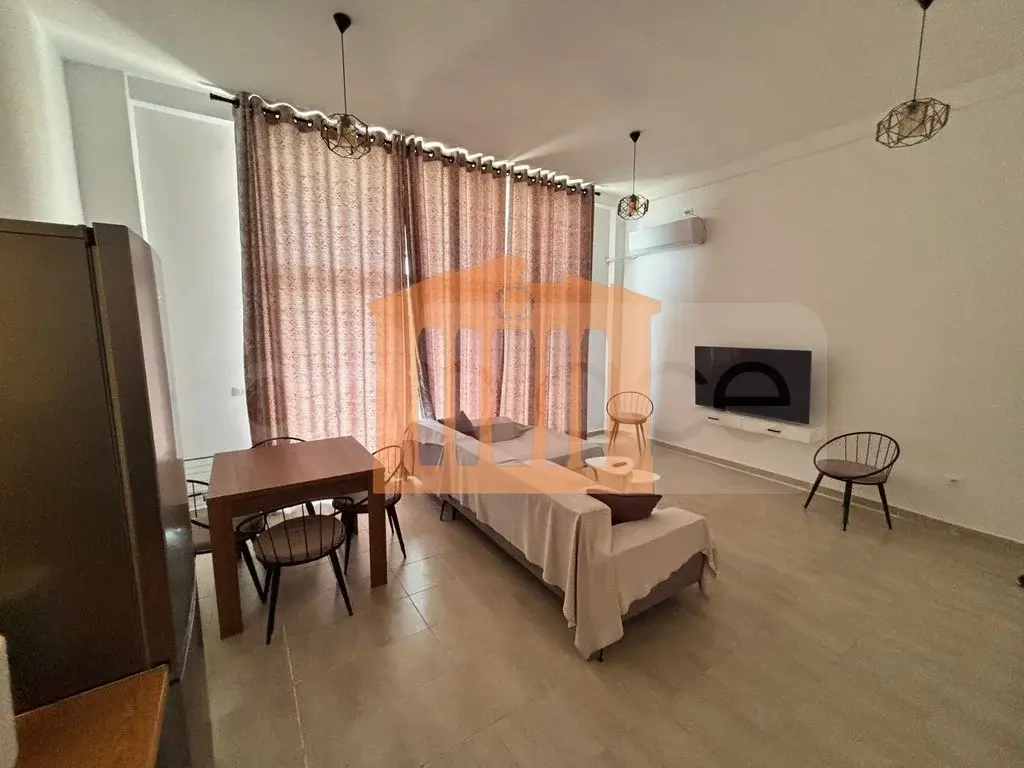 Apartament 1+1 dhoma 77 m² 1 kati