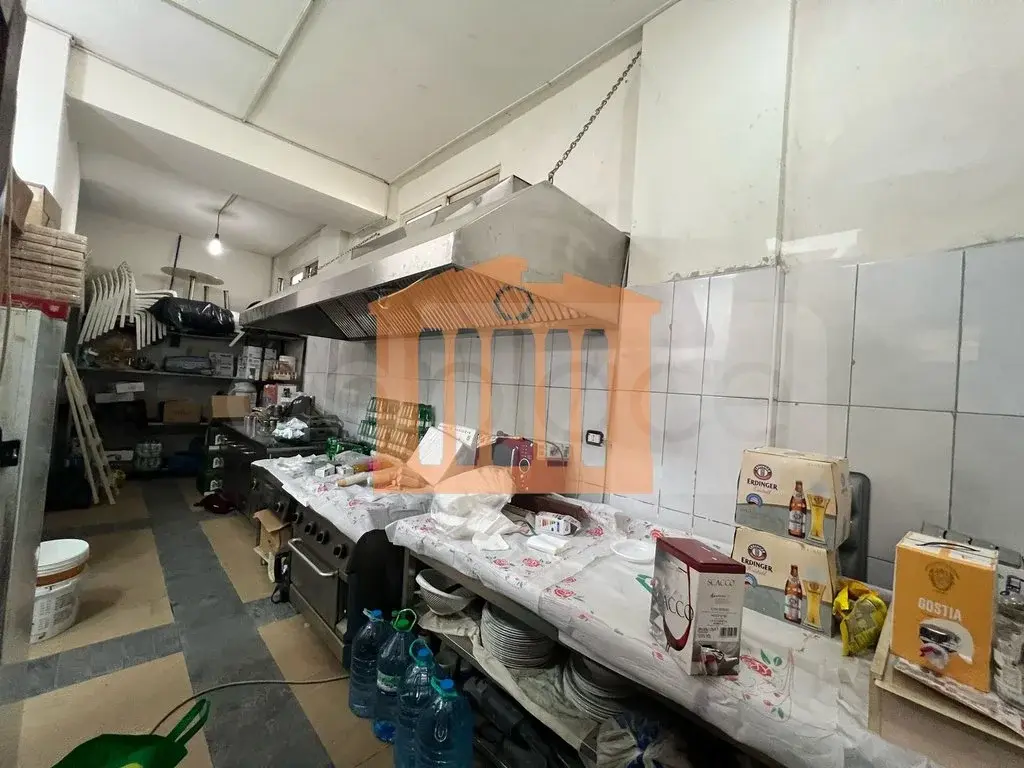 Pasuri të palujtshme komerciale 133 m² 1 kati