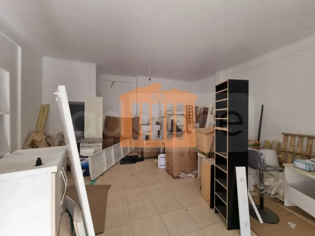 Pasuri të palujtshme komerciale 54 m² 1 kati