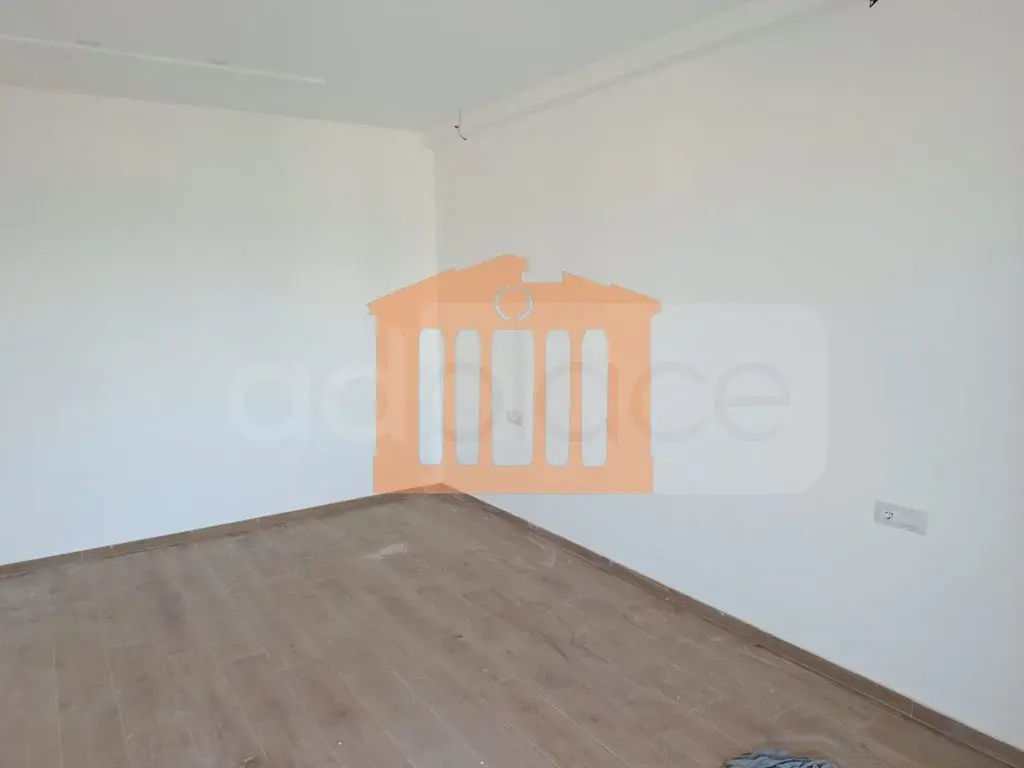 Apartament 1+2 dhoma 105 m² 8 kati