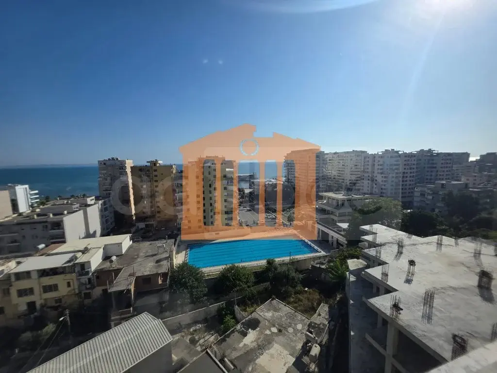 Apartament 1+3 dhoma 148 m² 5 kati