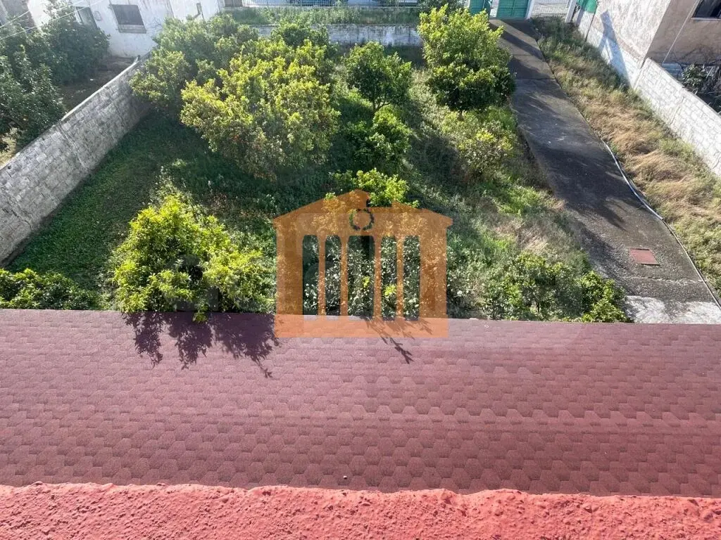 Vilë 330 m²