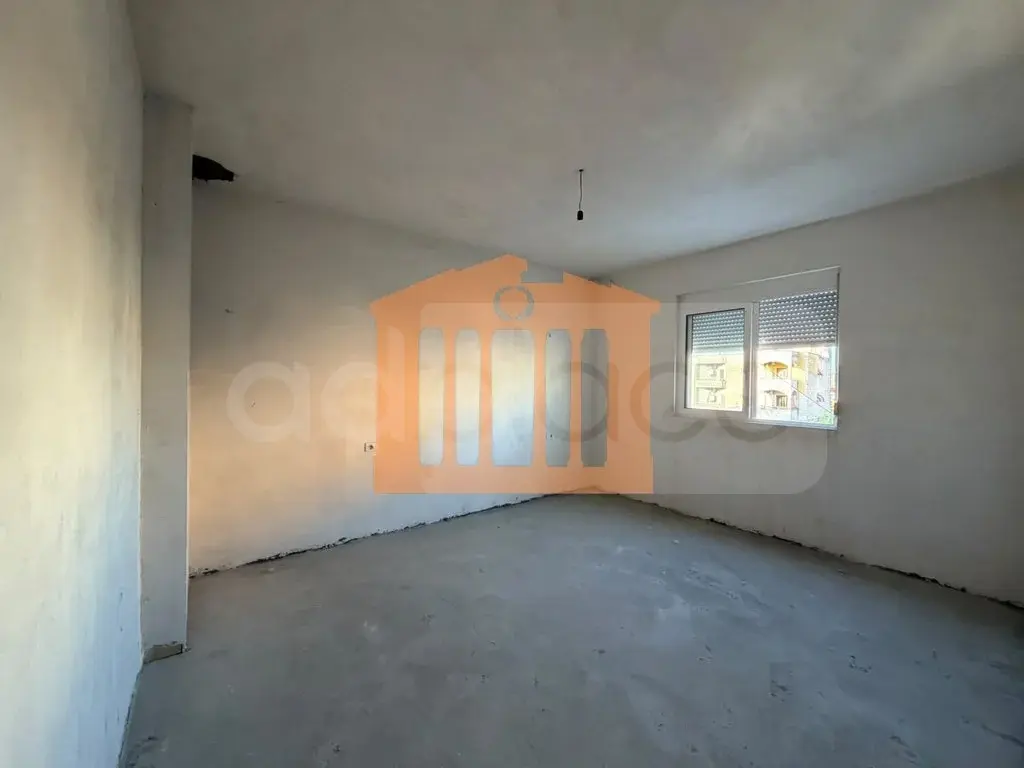 Apartment 1+2 rooms 113 m² 3 floor