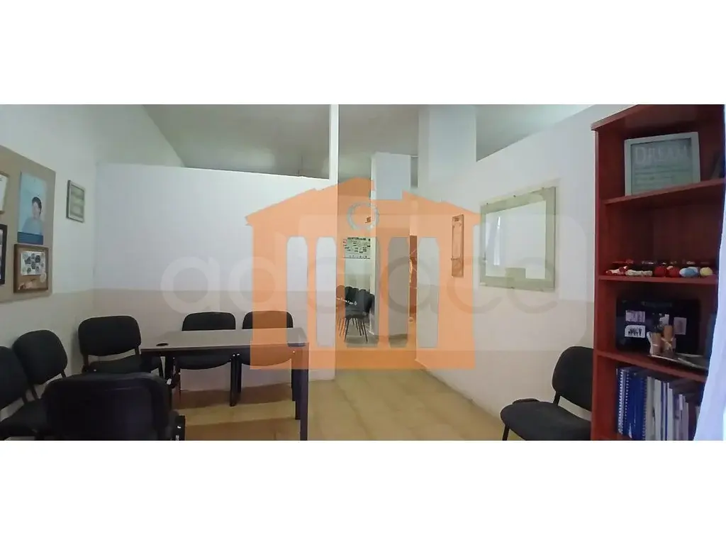 Pasuri të palujtshme komerciale 97 m² 1 kati