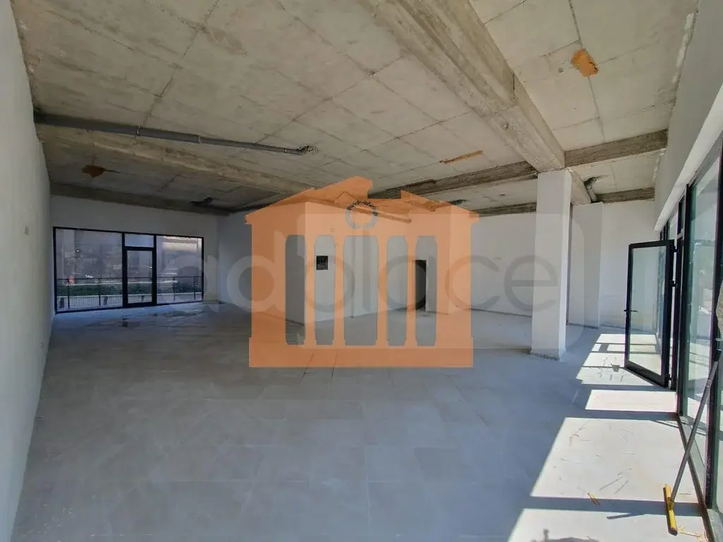 Pasuri të palujtshme komerciale 118 m²