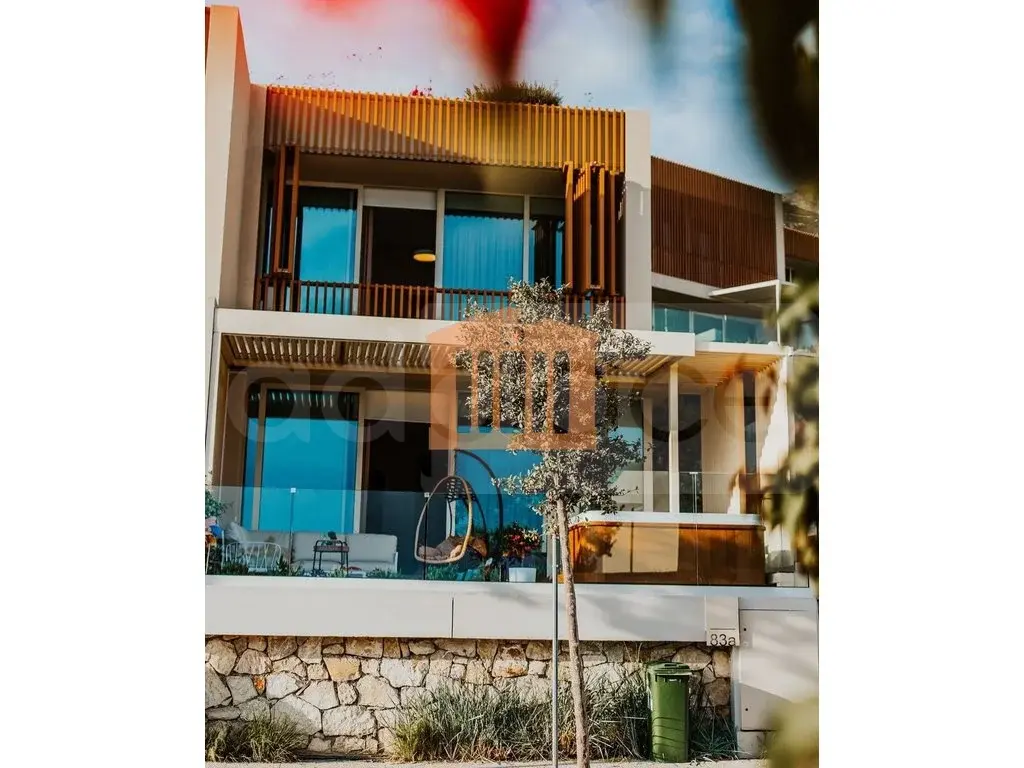Vilë 150 m²