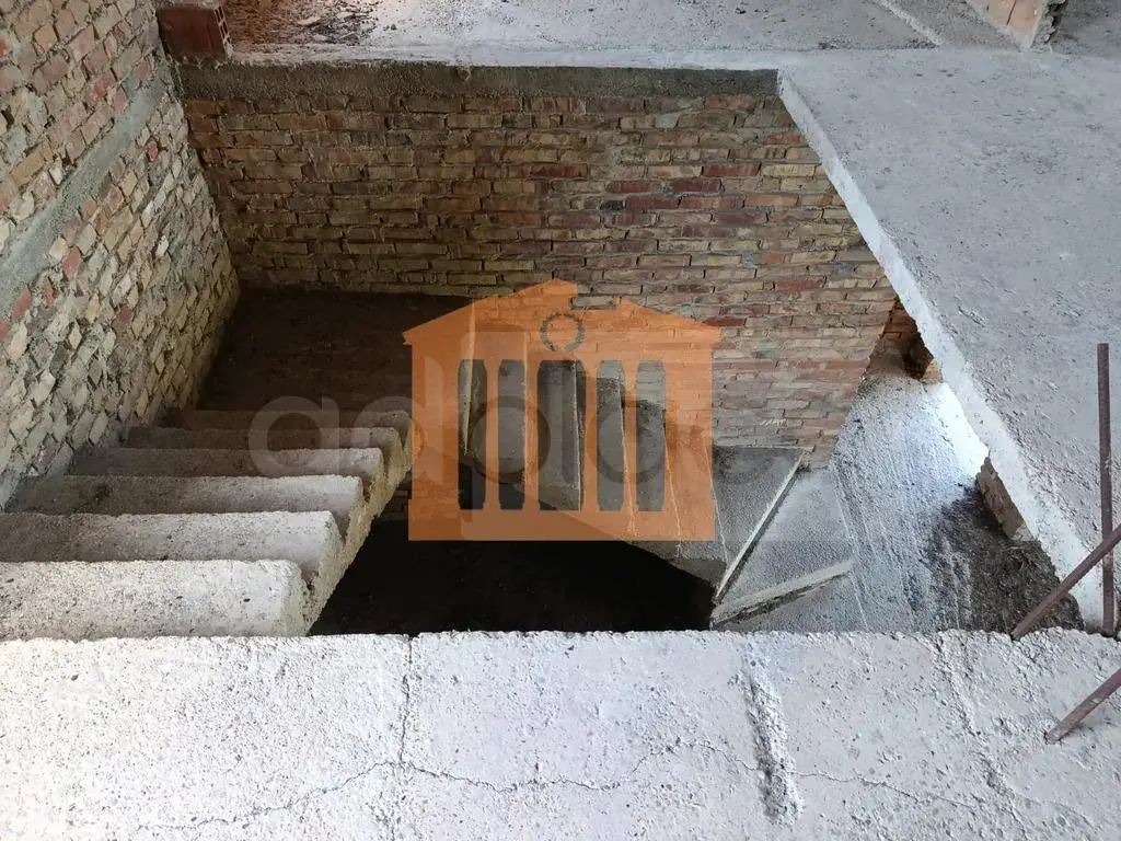 Vilë 200 m²
