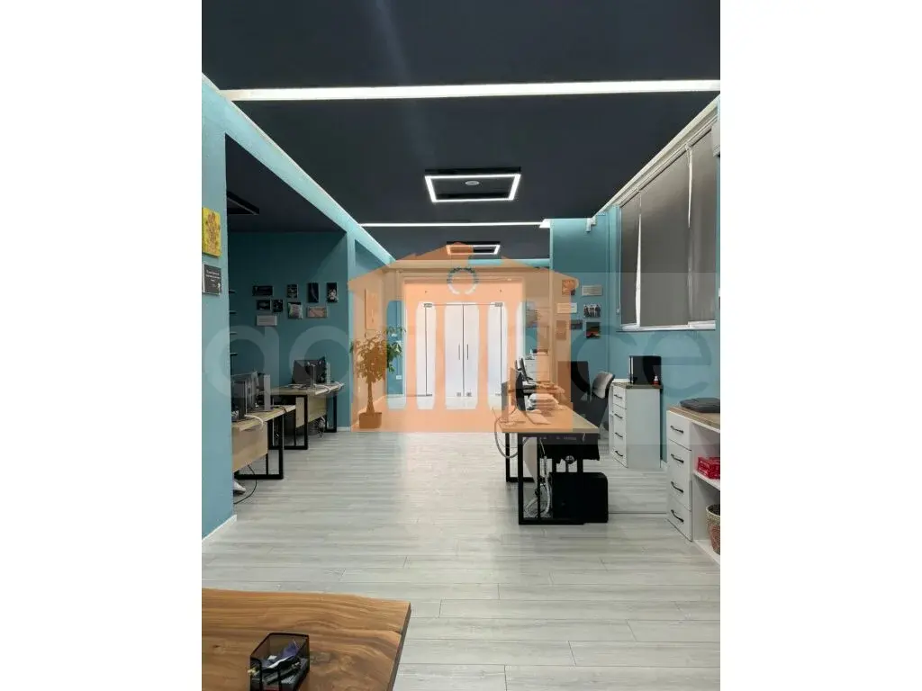 Pasuri të palujtshme komerciale 88 m² 1 kati