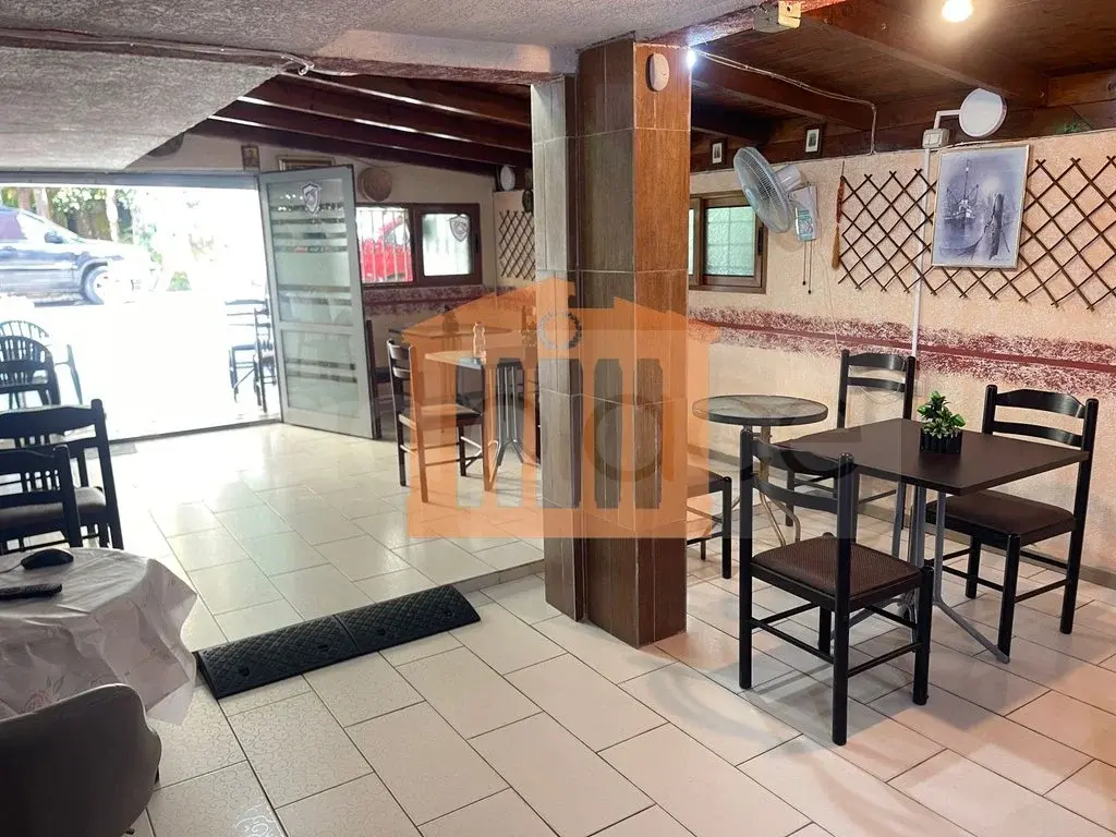 Pasuri të palujtshme komerciale 51 m² 1 kati