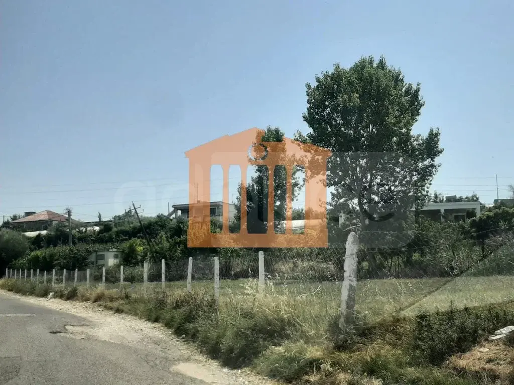 Land plot 1856 m²