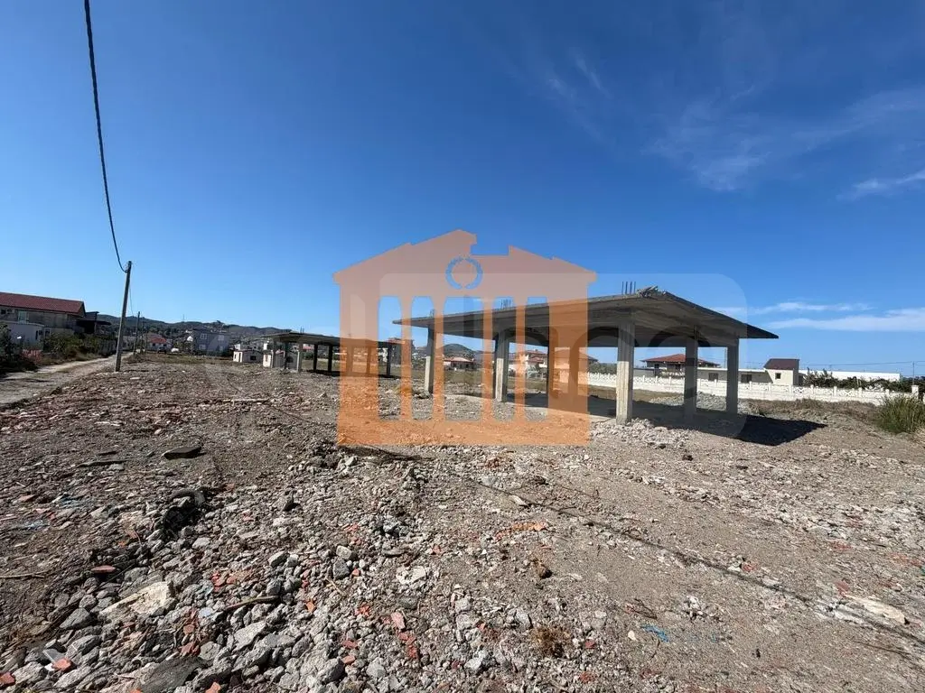 Vilë 200 m² 1 kati