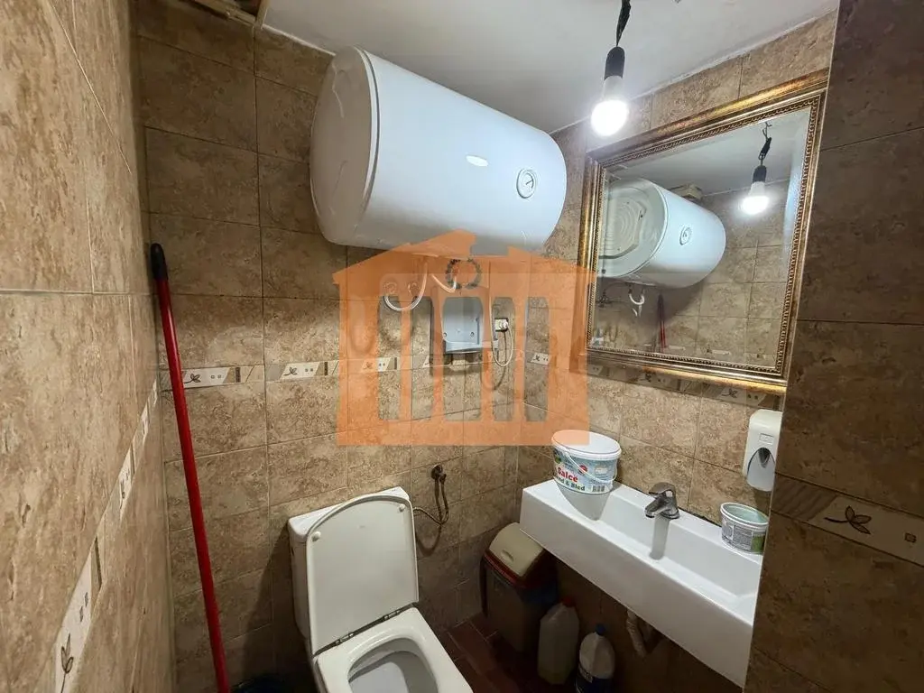 Pasuri të palujtshme komerciale 51 m² 1 kati