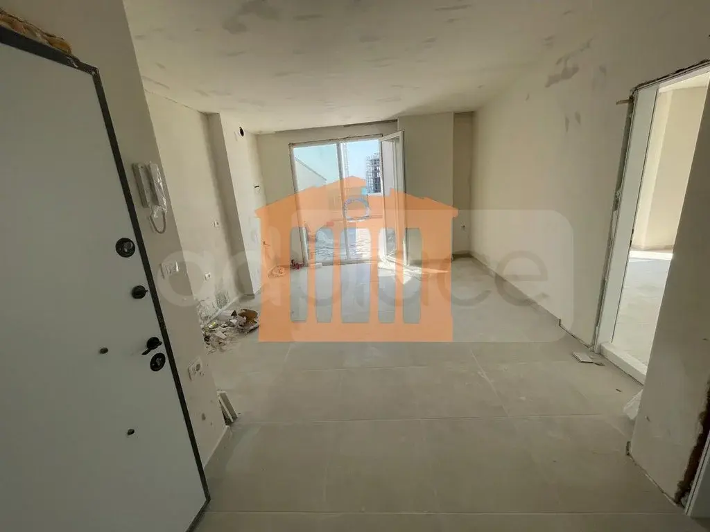 Apartament 1+2 dhoma 63 m² 8 kati