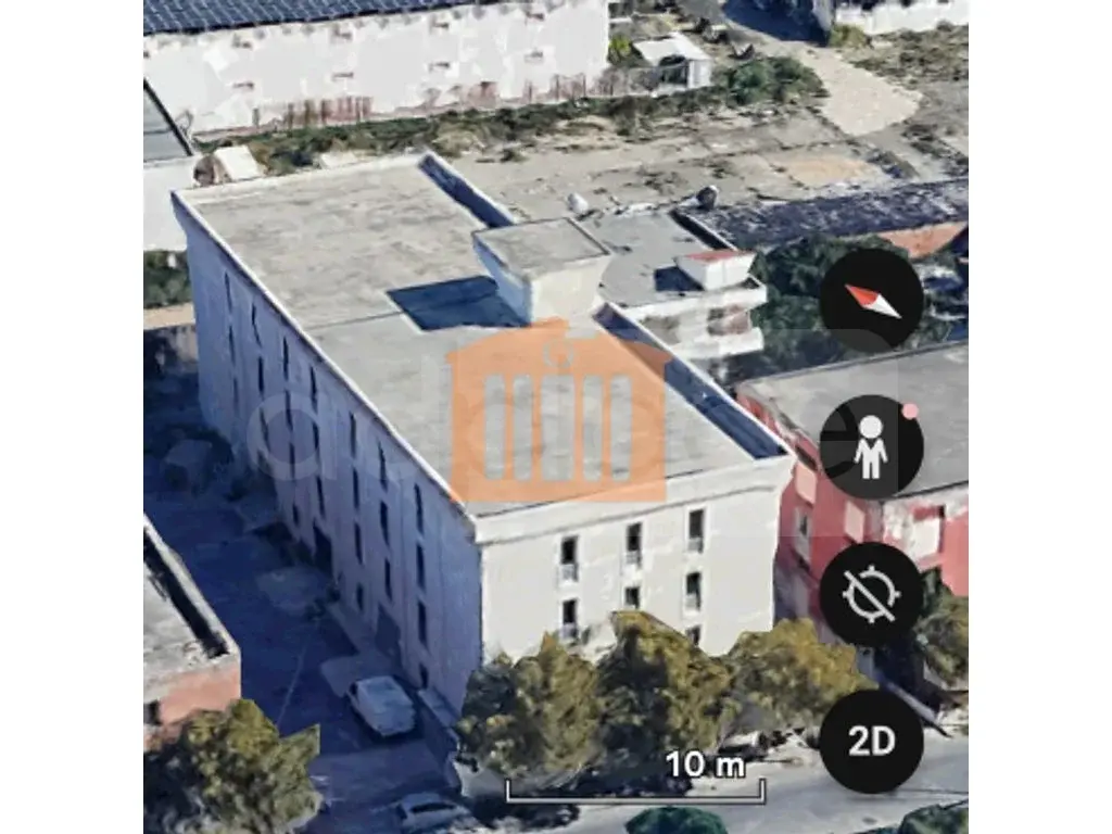 Commercial real estate 2820 m² 4 floor